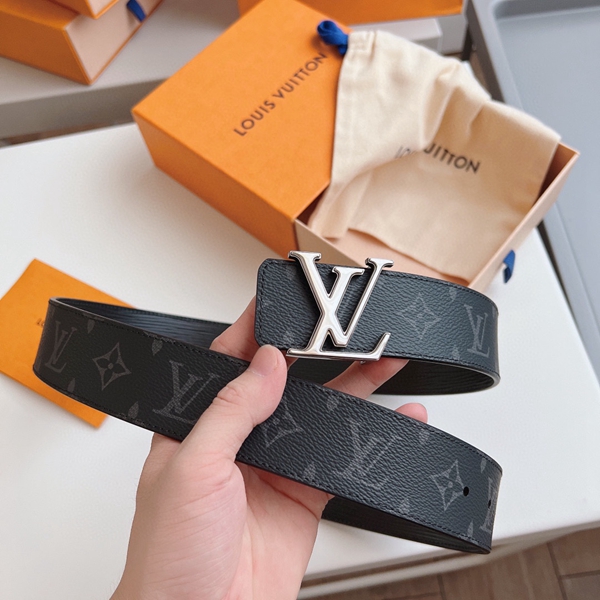 ルイヴィトンベルト着用イメージ